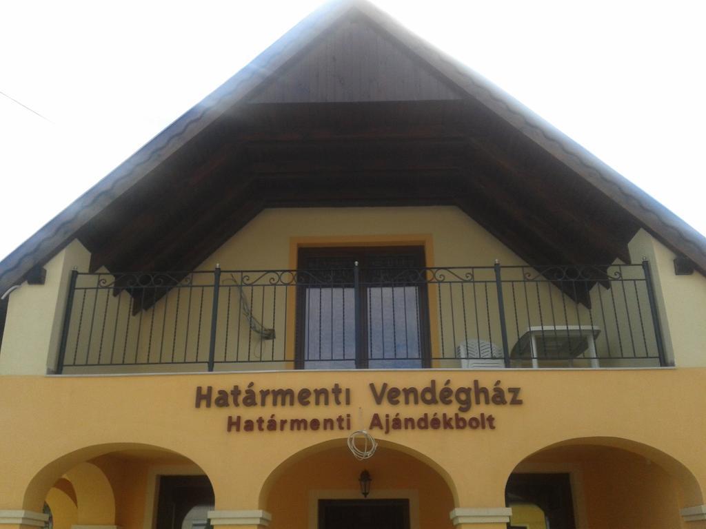 Hatarmenti Vendeghaz Zsira Екстер'єр фото