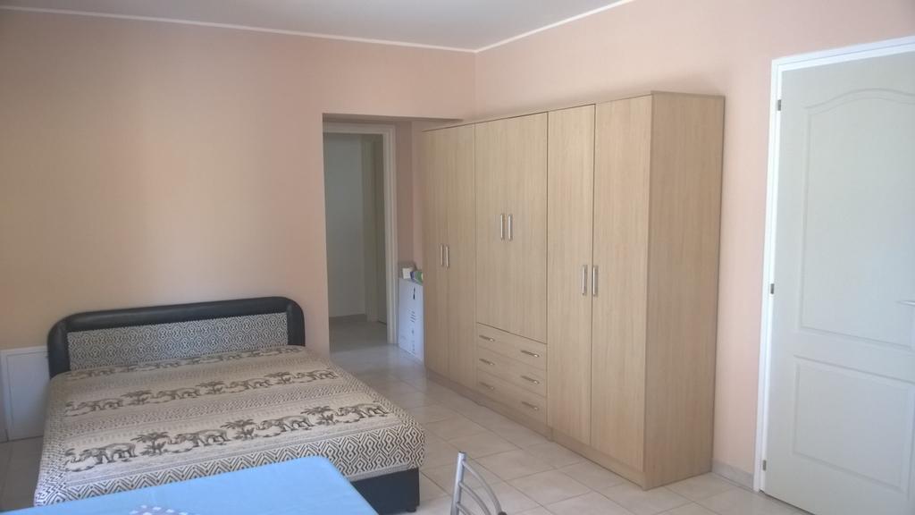 Hatarmenti Vendeghaz Zsira Екстер'єр фото